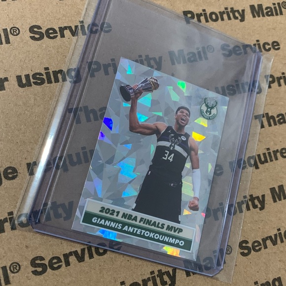 Lot of 2: Giannis Antetokounmpo ‘21 Panini Sticker Cards - Picture 4 of 8